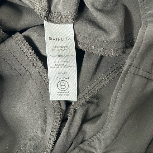 Athleta Women’s Olive Green Joggers Size 8 - Picture 9 of 9